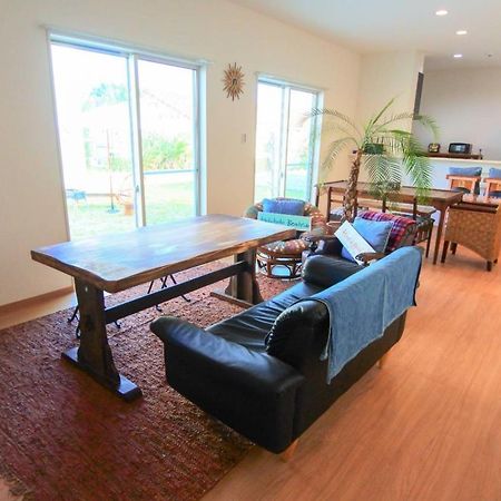 2019新築 ! Guest House Holoholo Beach Side Ishigaki  Εξωτερικό φωτογραφία